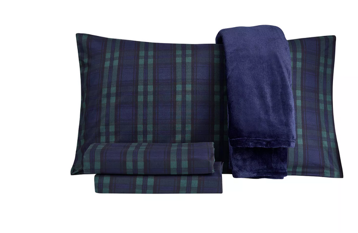 Sanders Holiday Microfiber 5 PC Full Sheet Set With Throw Bedding by Vanessa Jane