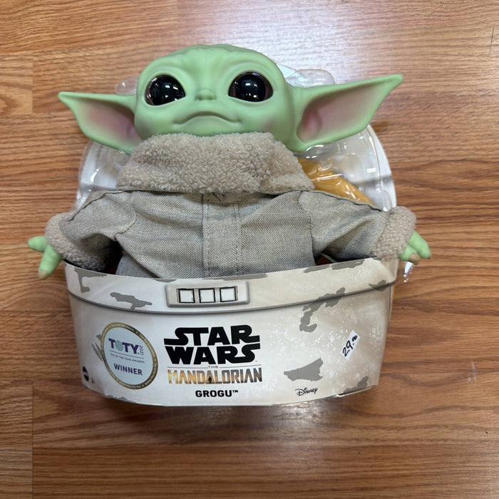 Disney Star Wars: The Mandalorian - Yoda The Child 11 Inch Action Figure - GWD85 by Price Is Right Miami