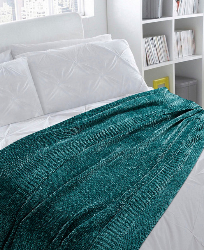 Montauk Chenille Luxe Throw Boxed Gift Set, 50 X 60 by Vanessa Jane