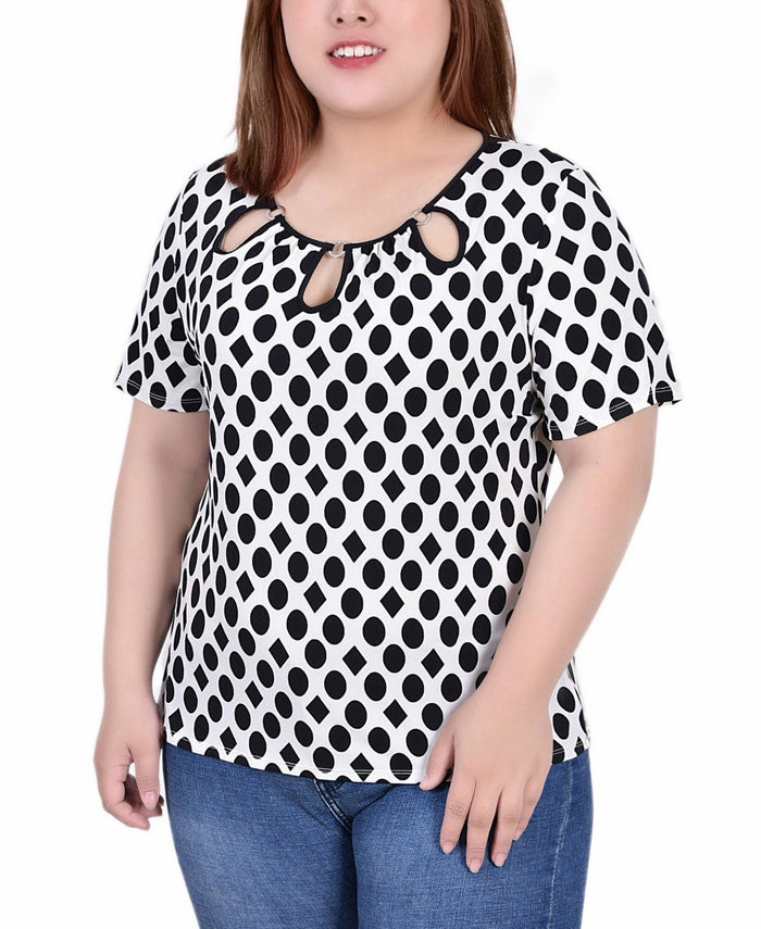 Ny Collection Plus Size Short Sleeve with Ring Details Top, 2X - Circles and Diamonds by Vanessa Jane