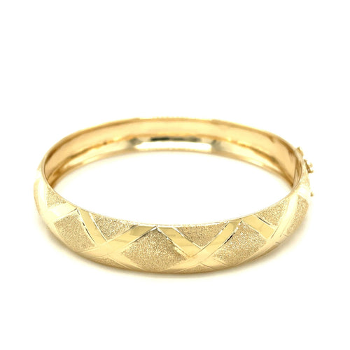 10k Yellow Gold Dual-Textured Diamond Pattern Bangle (12.00 mm) by Avera Group