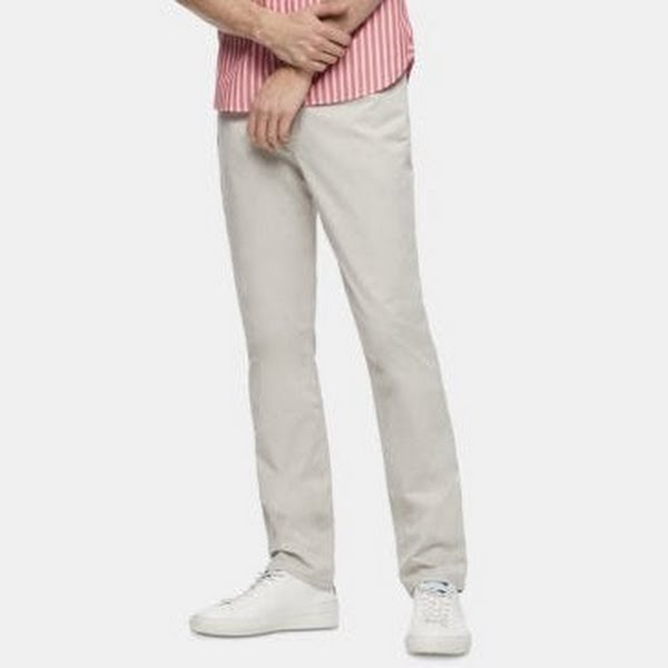 Calvin Klein Mens Skinny-Fit 5 Pocket Pants, Washed Wheat, 32WX34L by Vanessa Jane