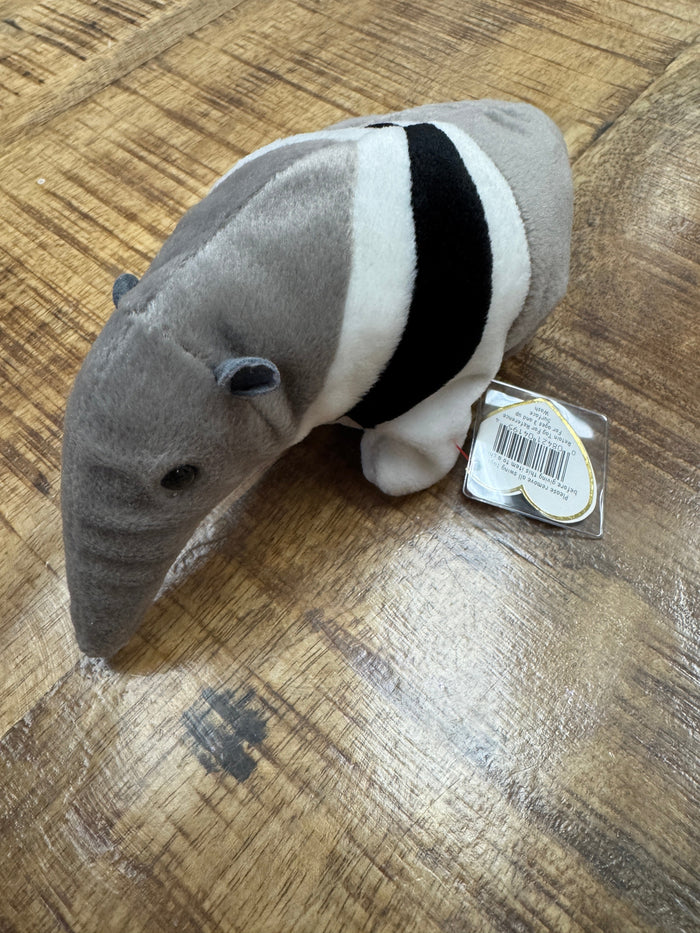 Vintage Ty Beanie Baby: Ants the Anteater, With many errors by Vanessa Jane
