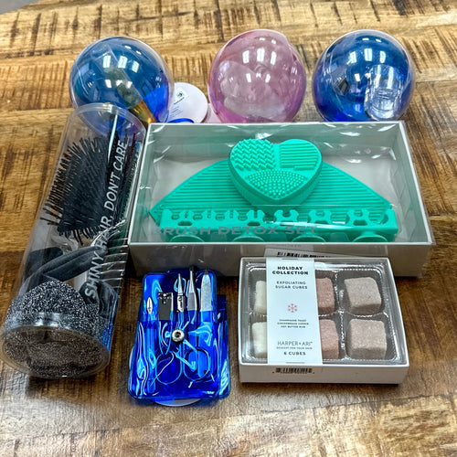 Every Day Personal Care 7-Piece Glam Beauty Box by Vanessa Jane