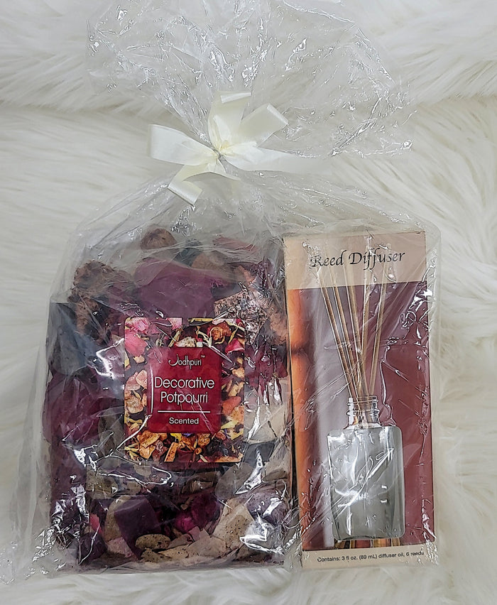 Jodhpuri Decorative Potpurri Set with Reed Diffuser, Botanical Scent by Vanessa Jane