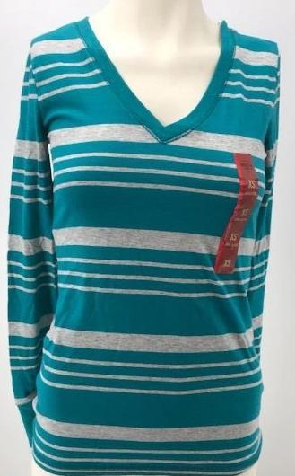Mossimo Women's Long Sleeve V-Neck Tee Size XS by Vanessa Jane