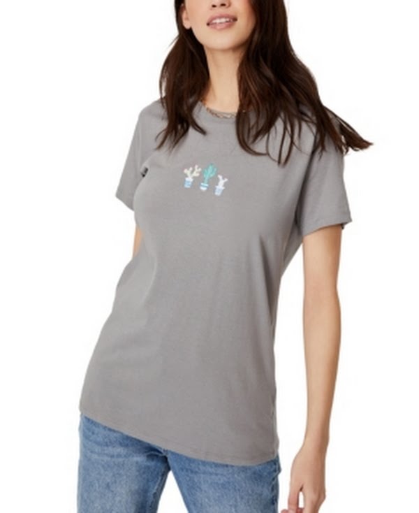 Cotton on Womens Graphic Arts T-Shirt, Size Small by Vanessa Jane