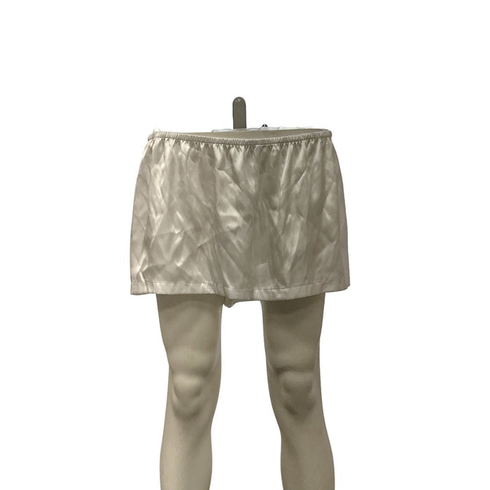 Linea Donatella Bride Embroidered Boyfriend Shorts,Size Large by Vanessa Jane