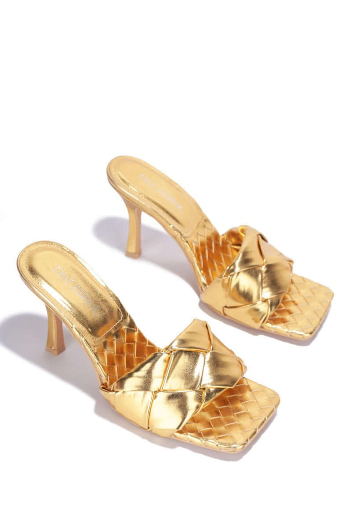 Waveney - Gold by The House of Stylez