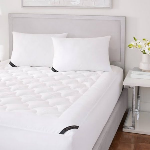 J Queen New York Royalty Allergen Barrier 233 Thread Count Cotton Top Mattress P by Vanessa Jane