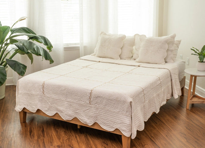DaDa Bedding Elegant White Floral Beige Matelassé 100% Cotton Coverlet 5Pcs Bedspread Set - King Size (DXJ101796) by DaDalogy Bedding Collection