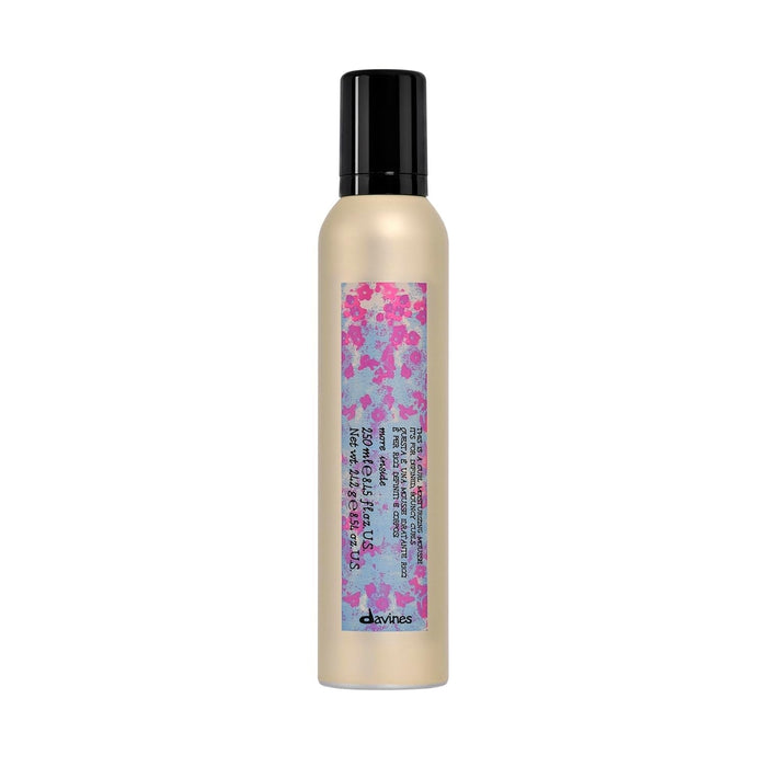 Davines This Is a Curl Moisturizing Mousse 250 mL by Nava Beauty