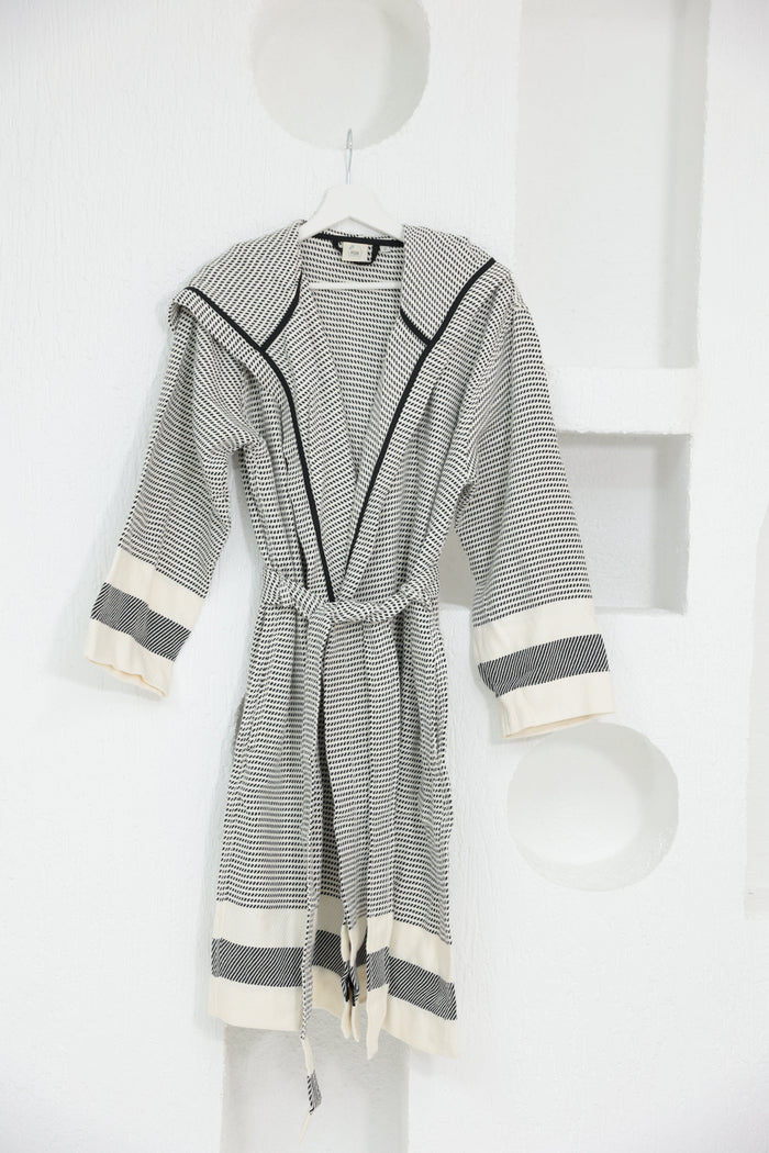 Cotton White & Black Bathrobe by NoaPure.com