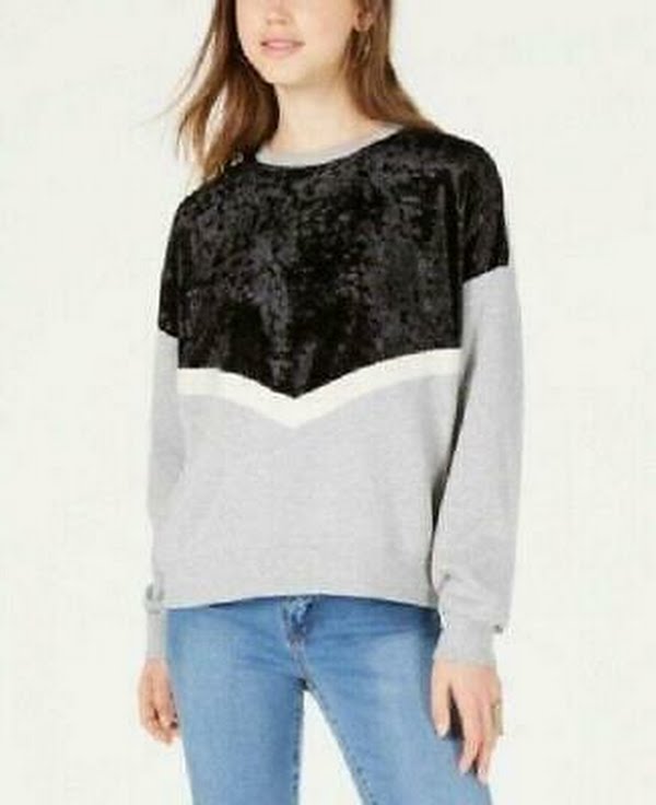 Freshman Juniors Velvet Chevron Sweatshirt, Gray/Black Size Medium by Vanessa Jane