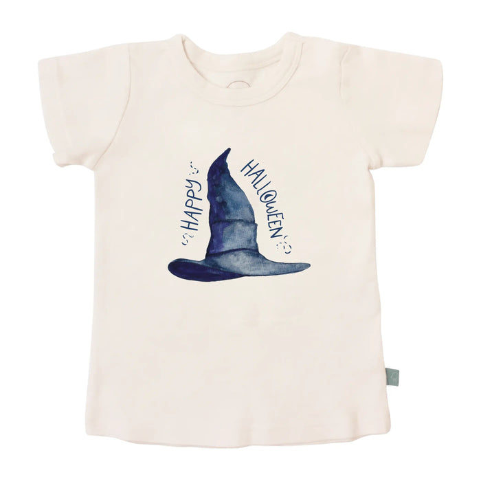 graphic tee | halloween hat by Finn + Emma