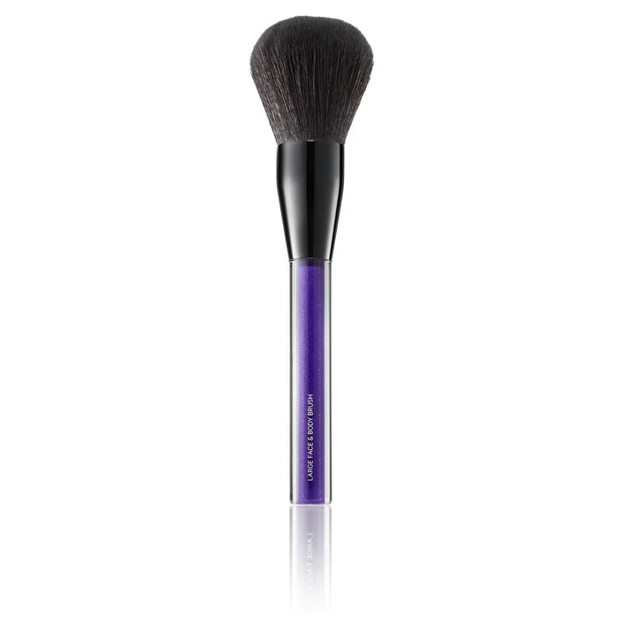 Kevyn Aucoin Large Face & Body Brush by Nava Beauty