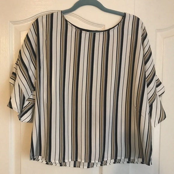 W5 Striped blouse with short bell sleeve, Size Medium by Vanessa Jane