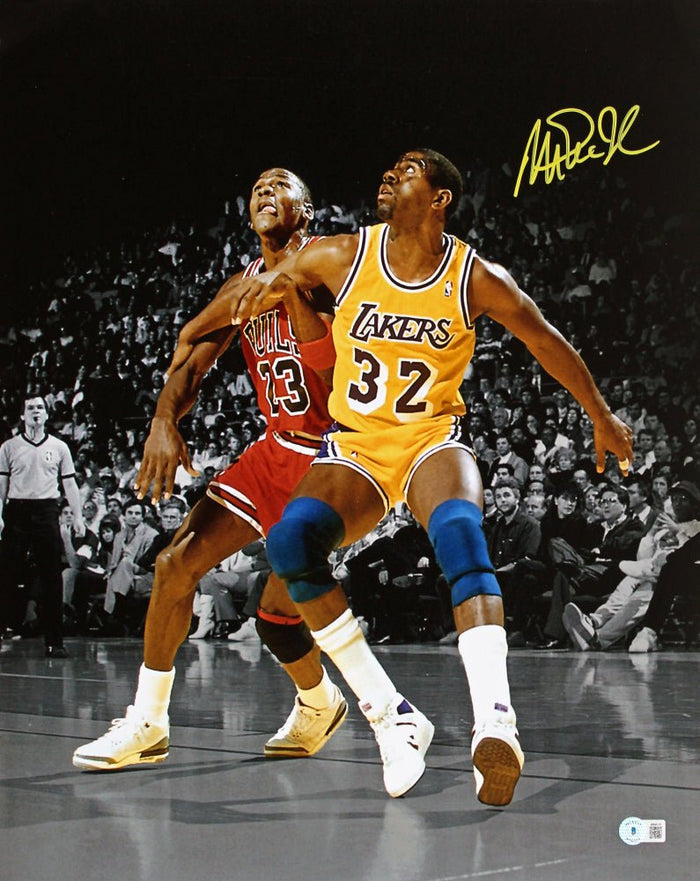 Magic Johnson Signed 16x20 Photo (Beckett) by Price Is Right Miami