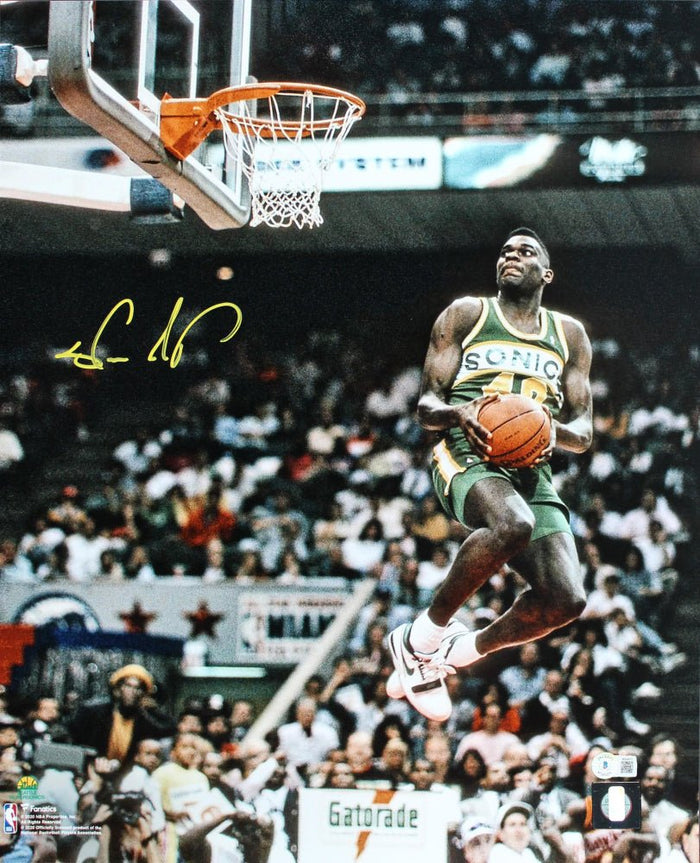 Shawn Kemp Signed SuperSonics 16x20 Photo (Beckett) by Price Is Right Miami