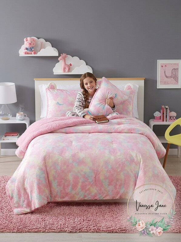 My World Rainbow Sweetie Full/Queen Comforter Set by Vanessa Jane