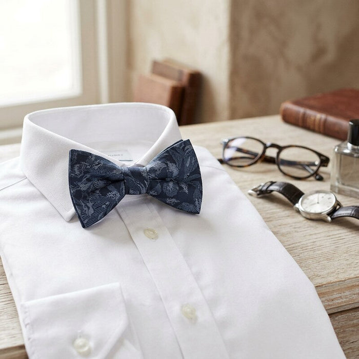 Ryan Seacrest Distinction Mens Bianca Pre-Tied Silk Bow Tie by Vanessa Jane