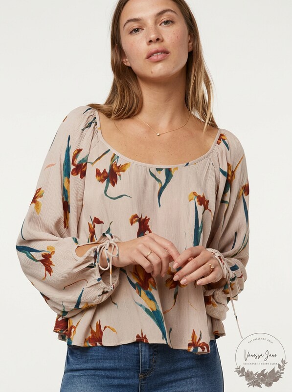 ONeill Juniors Zeila Floral-Print Top - Portobello, Size XS by Vanessa Jane