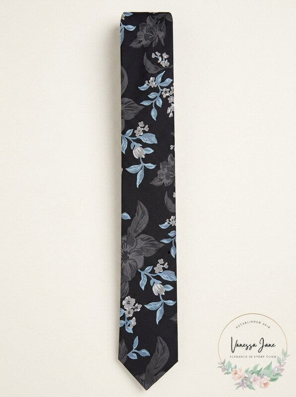 Bar III Mens Carter Skinny Floral Tie by Vanessa Jane
