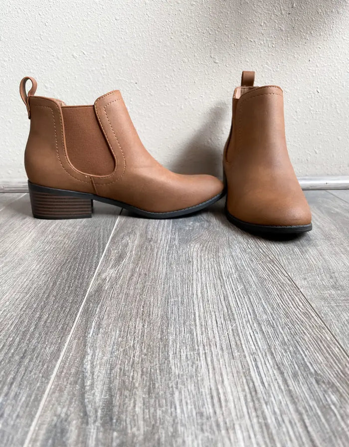 Rita Booties - Cognac by Boutique 23