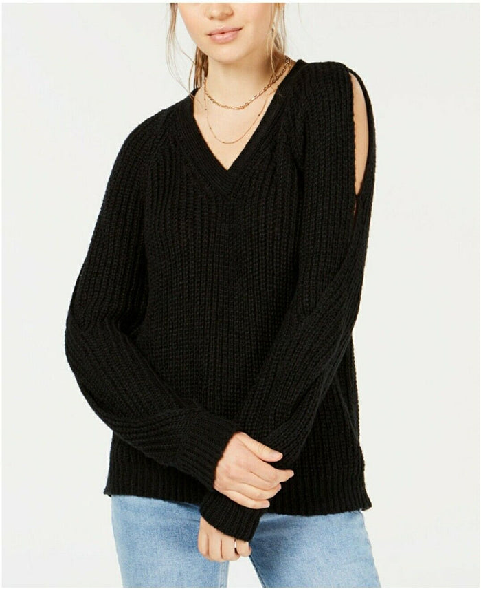 Crave Fame Juniors V-Neck Twisted Long-Sleeve Sweater, Large by Vanessa Jane