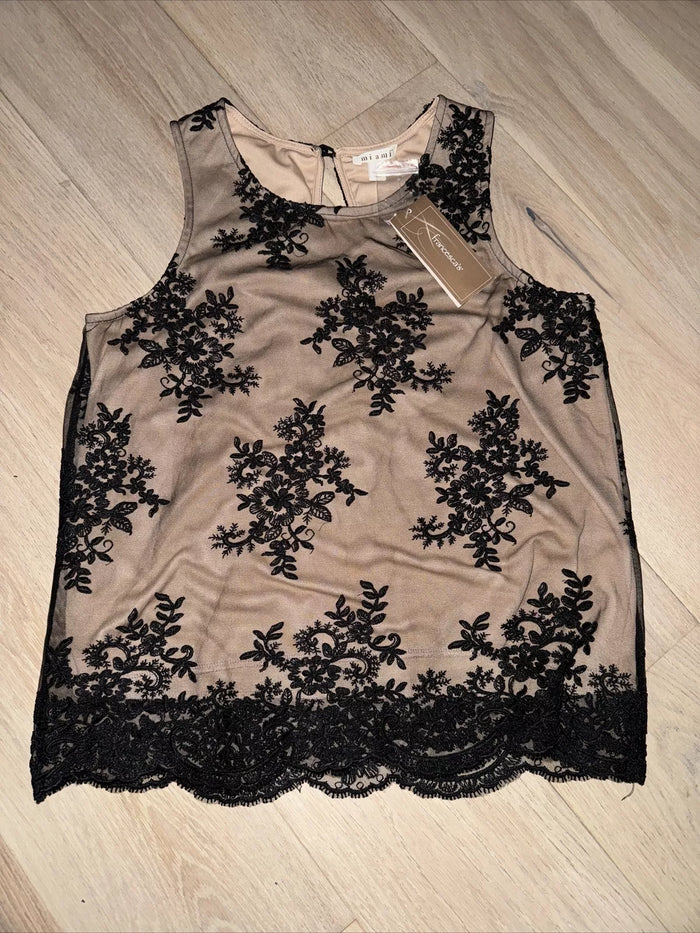 Francesca's Miami Floral Blouse Sleeveless Overlay Poly Lace, Size Large by Vanessa Jane