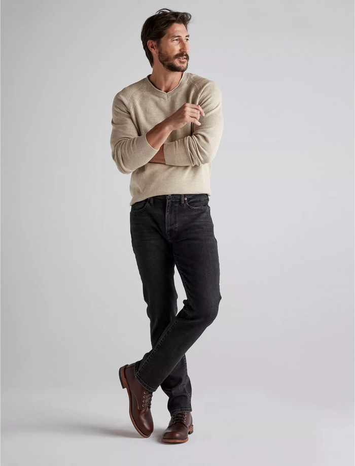 Lucky Brand Mens 223 Straight Leg Jean, Size 33x30 by Vanessa Jane
