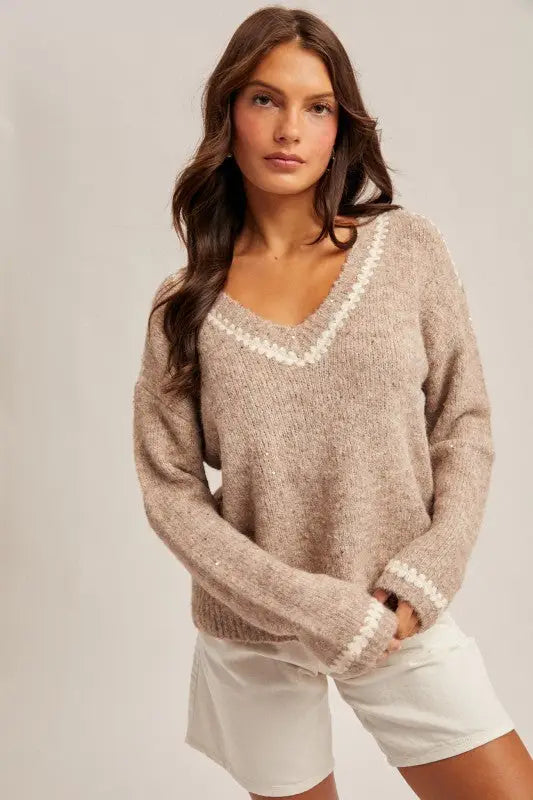V-neck Sequin Stitch Contrast Sweater Pullover by Boutique 23