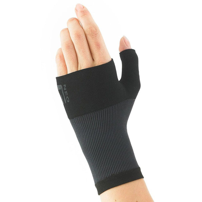 Neo G Airflow Wrist & Thumb Support Small: 13 - 16 Cm #722 by Pasteur Pharmacy