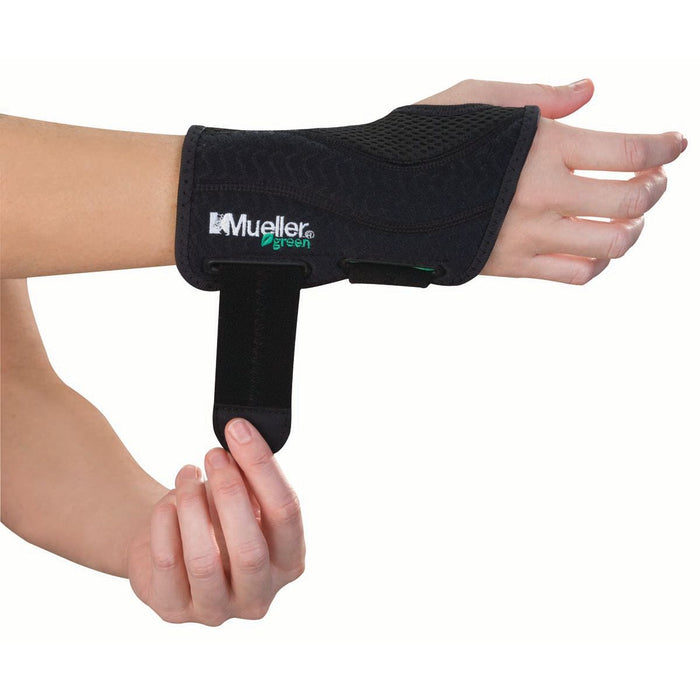 Mueller Green Fitted Wrist Brace, Black, Right Hand, Small/Medium by Pasteur Pharmacy