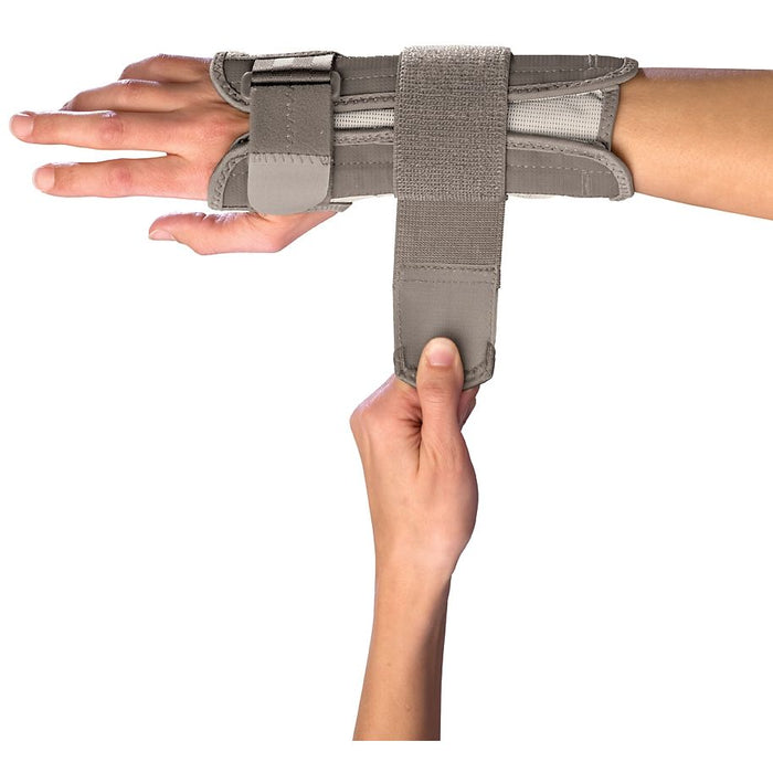Mueller Wrist Stabilizer Carpal Tunnel Largex-large by Pasteur Pharmacy
