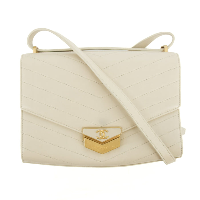 Chanel V-Stitched Single Flap Shoulder Bag 26 Series #2680 by Bolt Boutique
