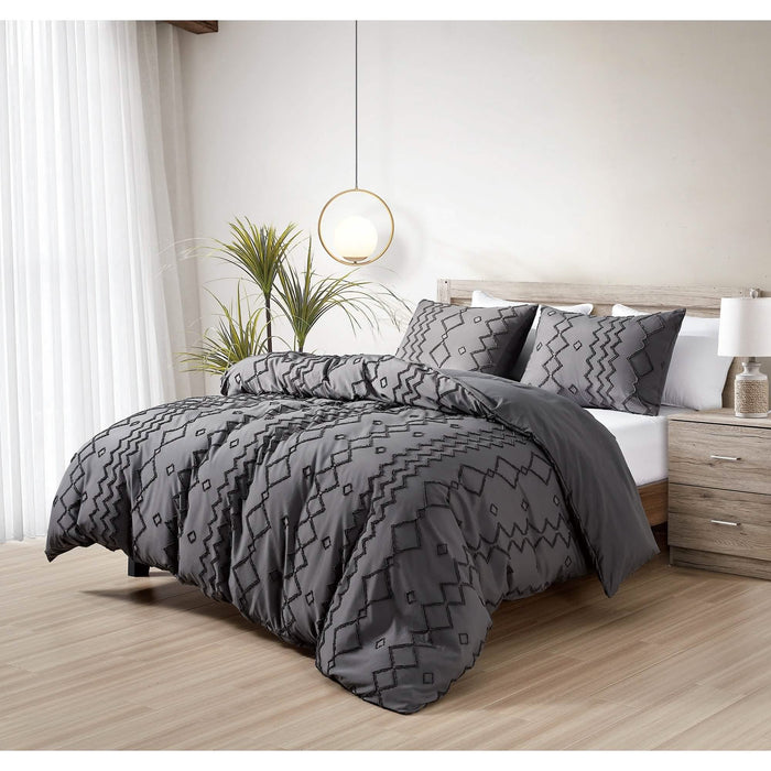 3-Piece Set: Bibb Home Tufted Clipped Duvet Cover by DailySale