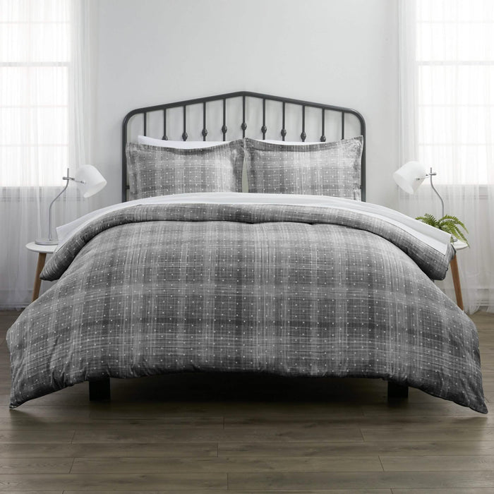 3-Piece Set: Polkadot Patterned Duvet Cover by DailySale