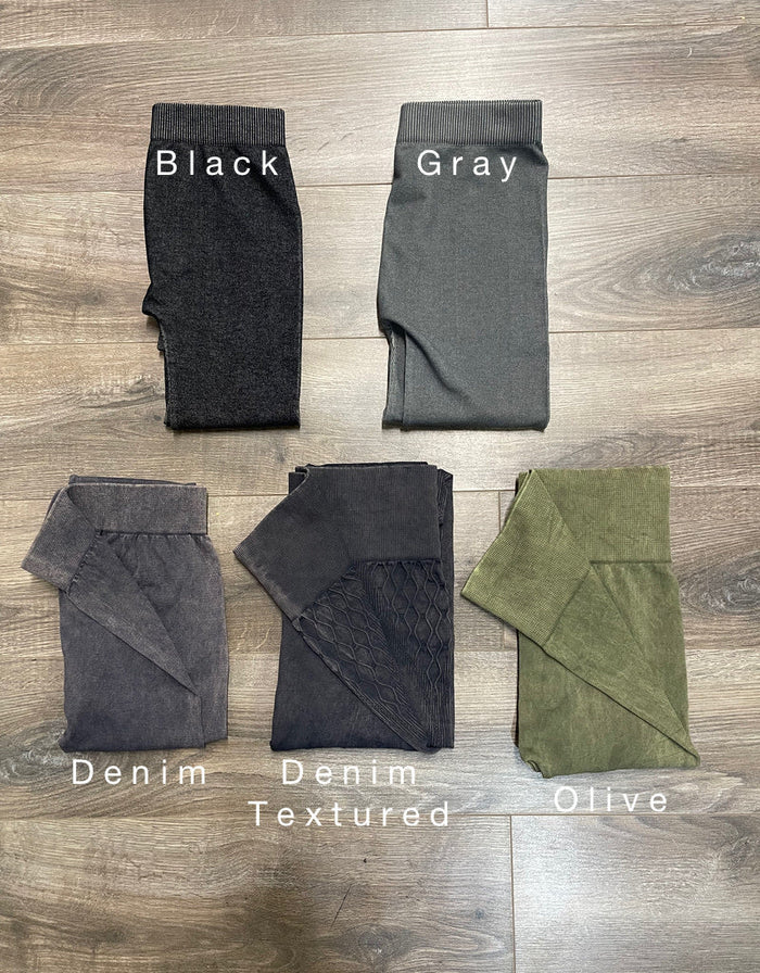 Nikibiki Vintage Leggings by Boutique 23