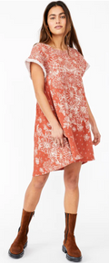 Free People: Pinwheel Mini Dress – Coral, Size Medium by Vanessa Jane