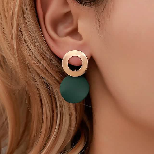 4-Pairs: Women's Holiday Chrome Geometric Ball Earrings by DailySale