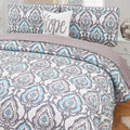 4-Piece Set: Printed Pattern Quilt Set by DailySale