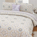 4-Piece Set: Printed Pattern Quilt Set by DailySale