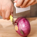 4-Pieces: All-In-One Onion Holder Slicer Set by DailySale