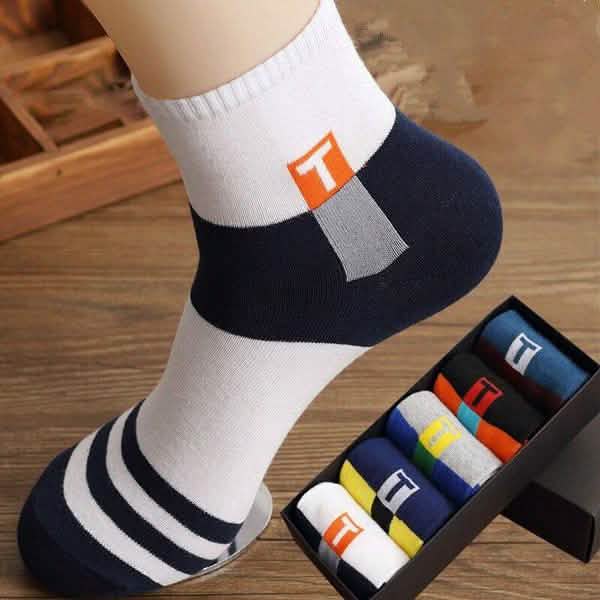 5-Pair: Men's Sports And Leisure Tube Socks by DailySale