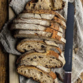 9 Inches Serrated Edge Bread Knife by DailySale