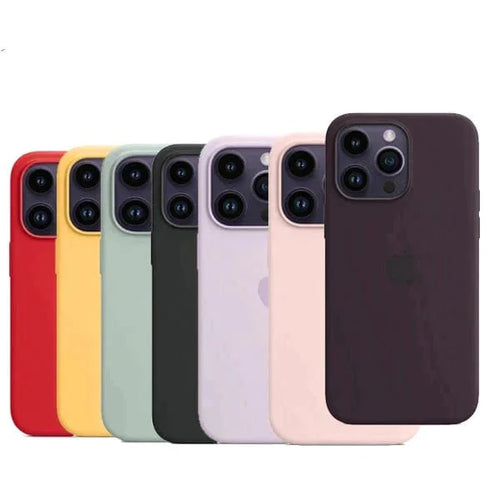 iPhone 14 Silicone Case with MagSafe by Vogueen