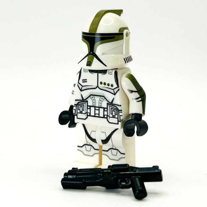 Olive Clone Trooper (Olive, P1) Minifig by B3 Customs