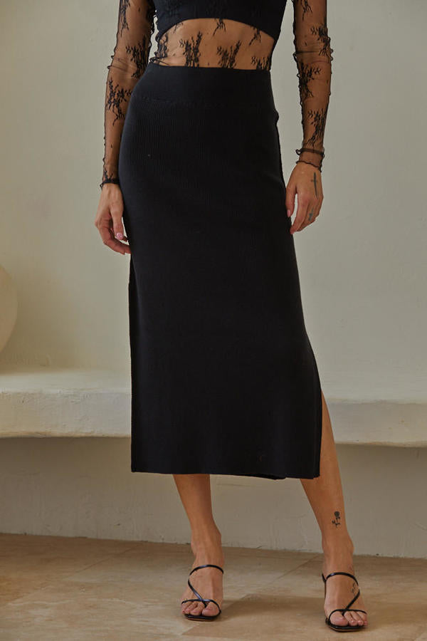 Que Sera Sera Skirt: Black by Boutique 23