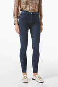 FRAME Denim Le One Keller Skinny Leg Jeans, Size 2 by Vanessa Jane